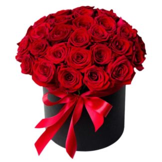 25 red roses in a hatbox | Flower Delivery Kazakhstan